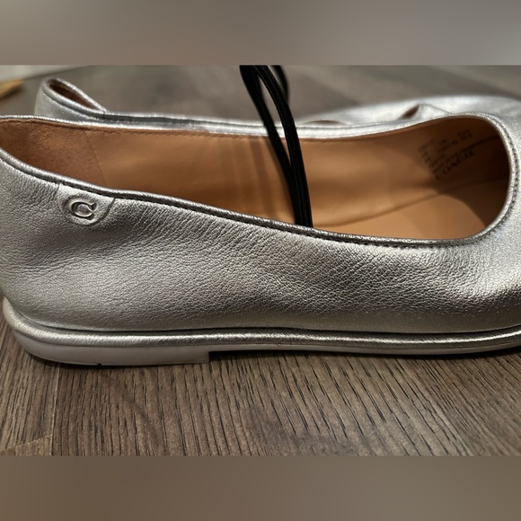 Coach Silver Ballet Flats Maryjane’s size 6 delicate romantic trendy wedding - Picture 9 of 15